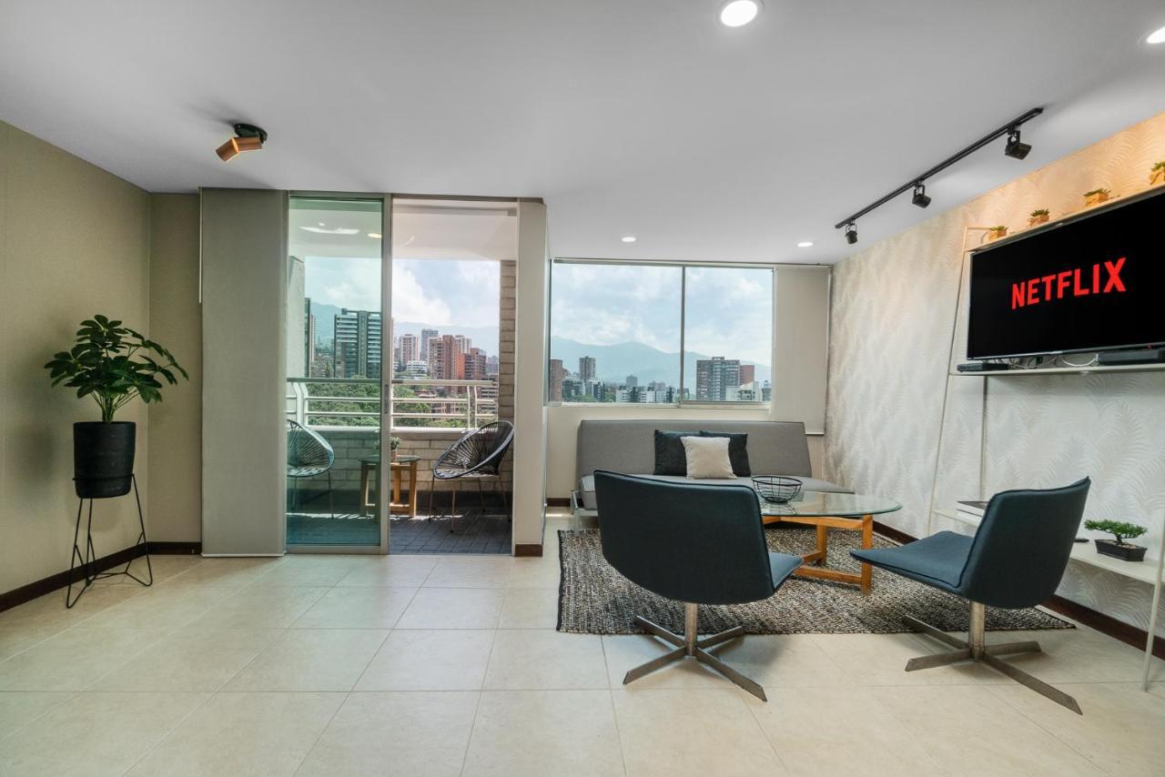 Apartamentos Poblado Alejandria By Housy Host Medellin Exterior photo