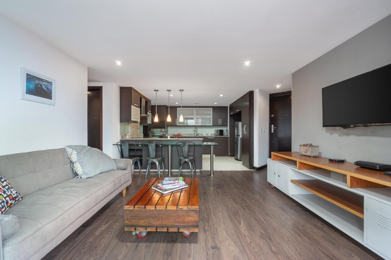 Apartamentos Poblado Alejandria By Housy Host Medellin Exterior photo